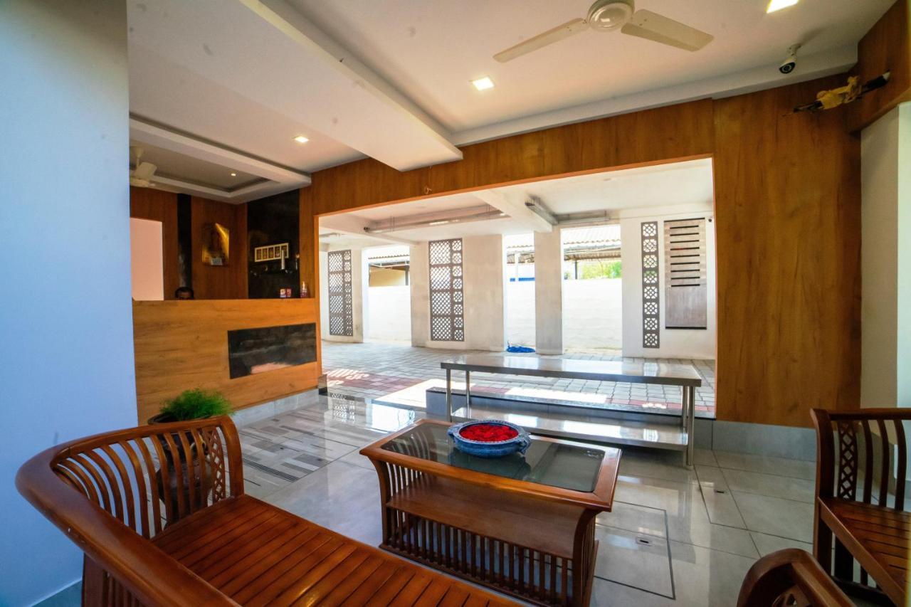 Sarvam Serviced Apartment โคอิมบาทอร์ ภายนอก รูปภาพ