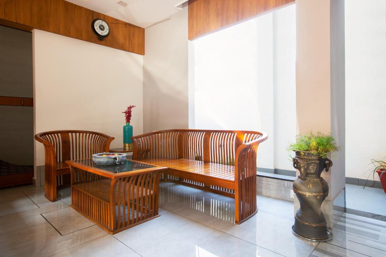 Sarvam Serviced Apartment โคอิมบาทอร์ ภายนอก รูปภาพ